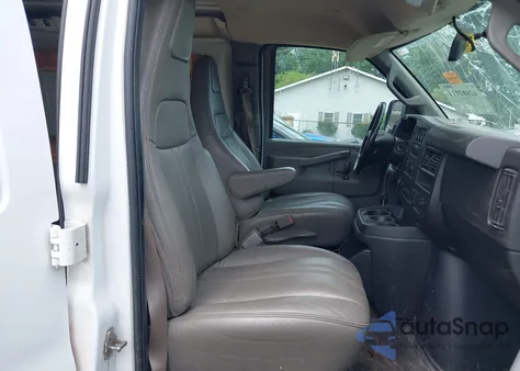 2020 Chevrolet Express Cargo Rwd 2500 Regular Wheelbase Wt z USA, uszkodzony, nr VIN 1GCWGAFGXL1232667